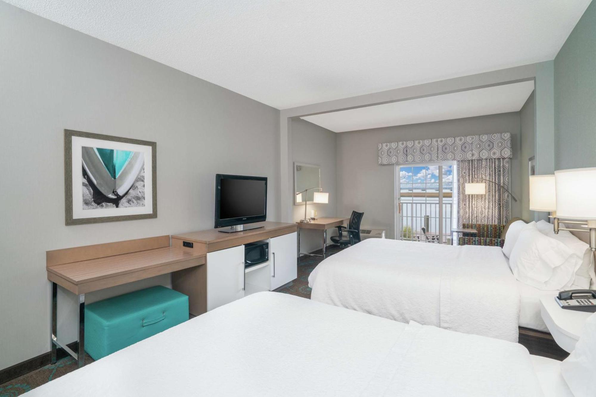 Hampton Inn & Suites Chincoteague-Waterfront, Va Екстериор снимка